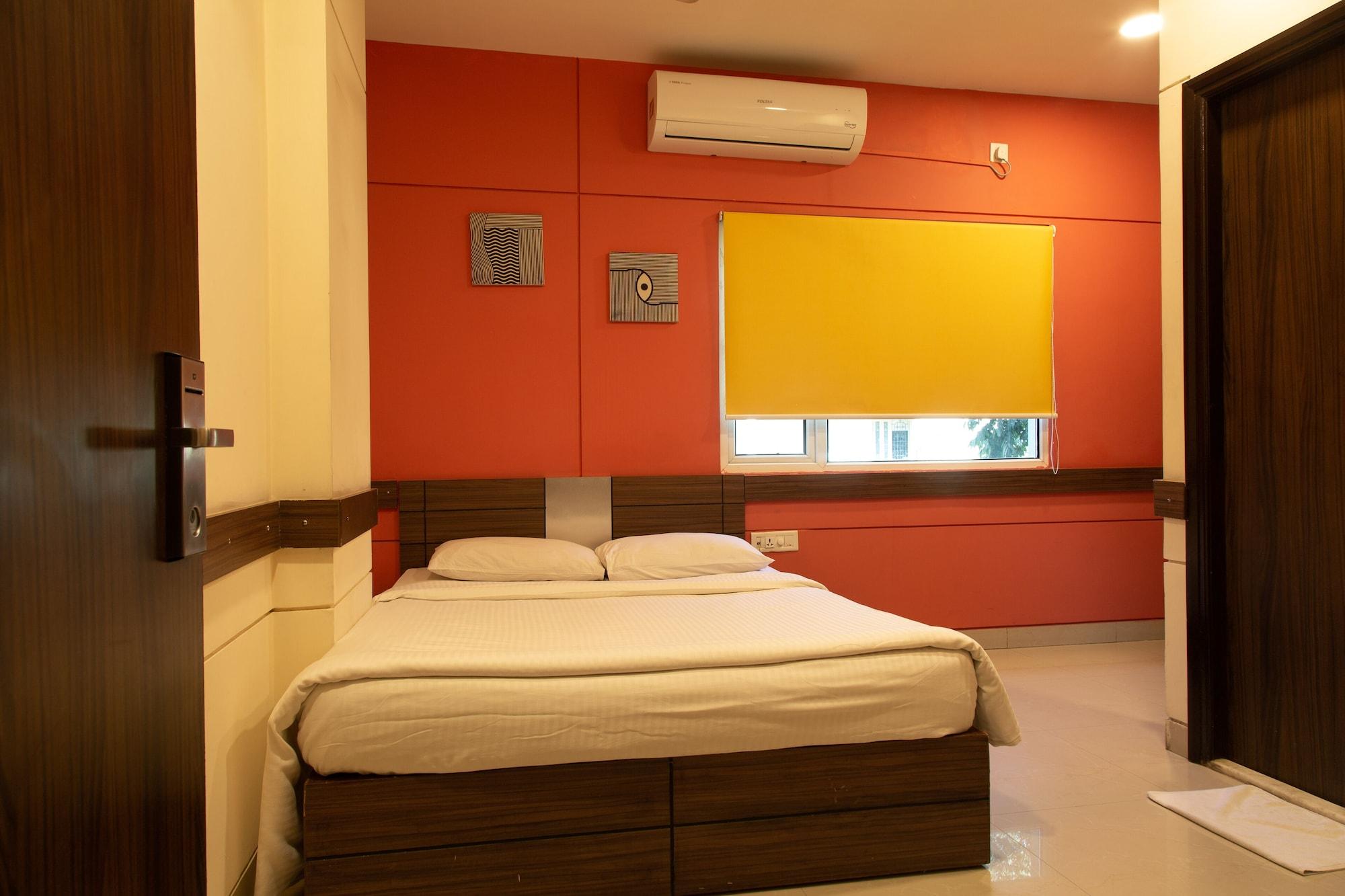 Hotel Tirupur Zewnętrze zdjęcie