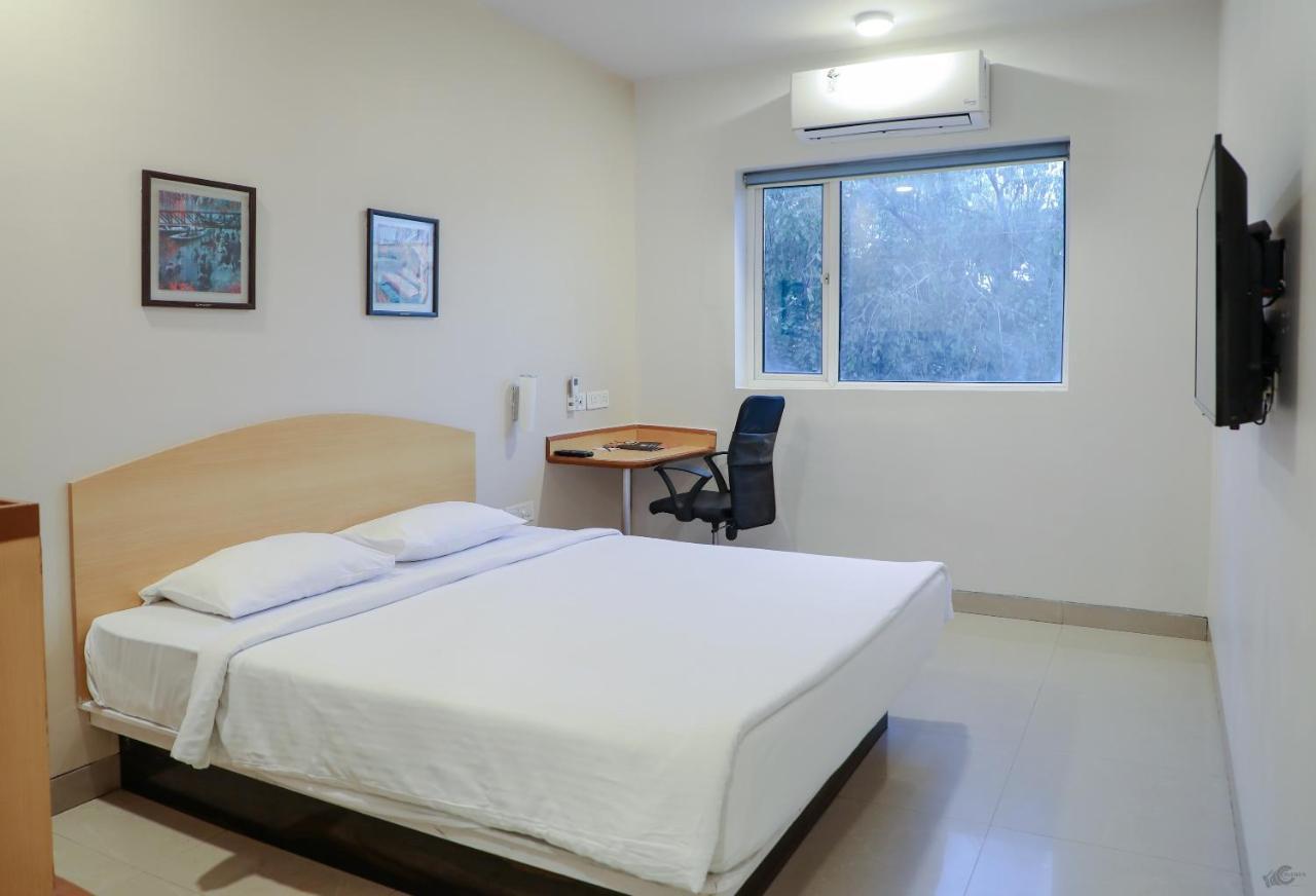 Hotel Tirupur Zewnętrze zdjęcie