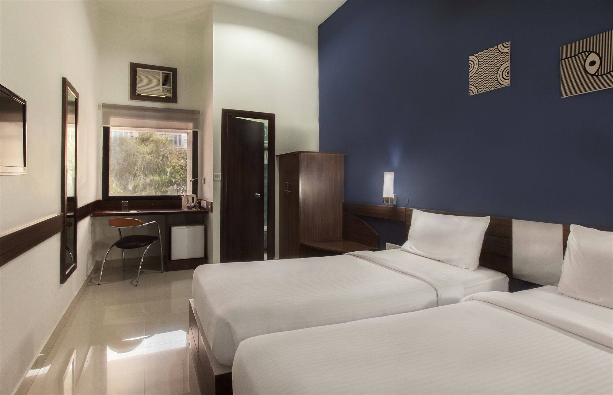 Hotel Tirupur Zewnętrze zdjęcie